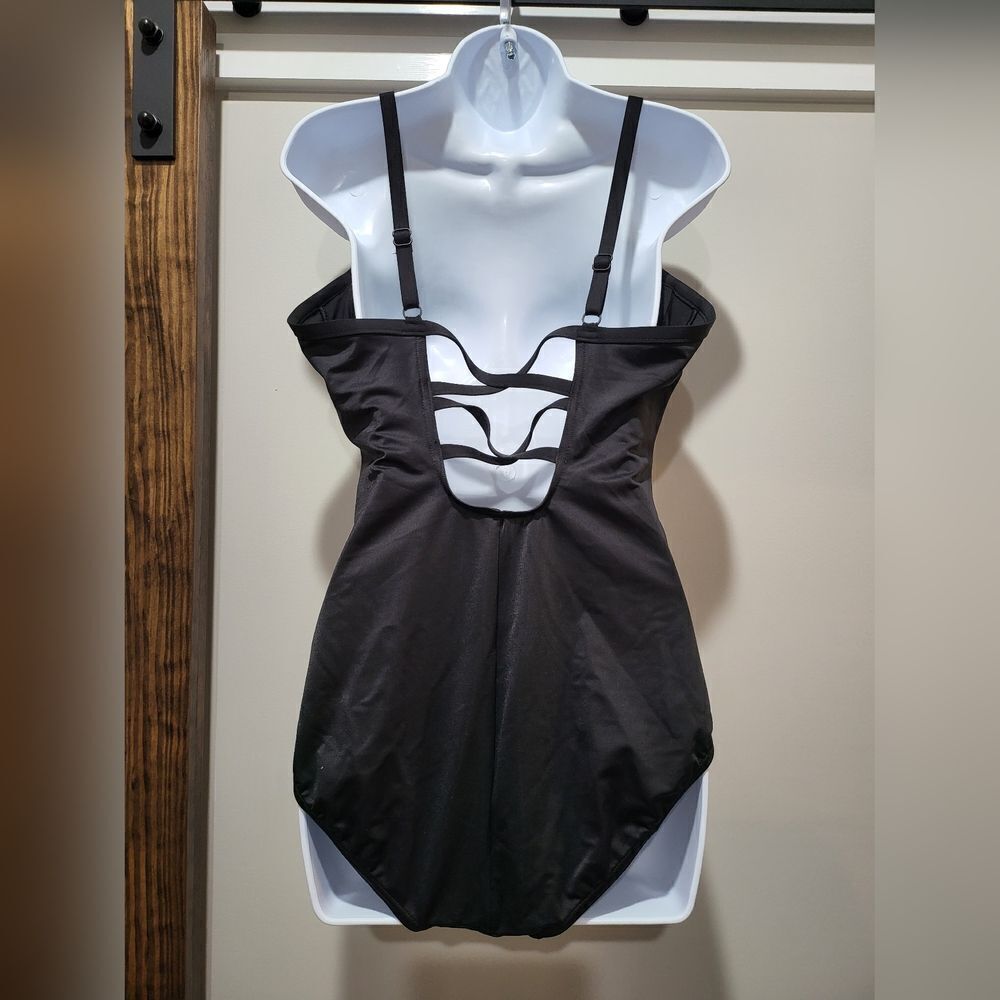 Miraclesuit Rock Solid Captivate One Piece Swimsu… - image 4